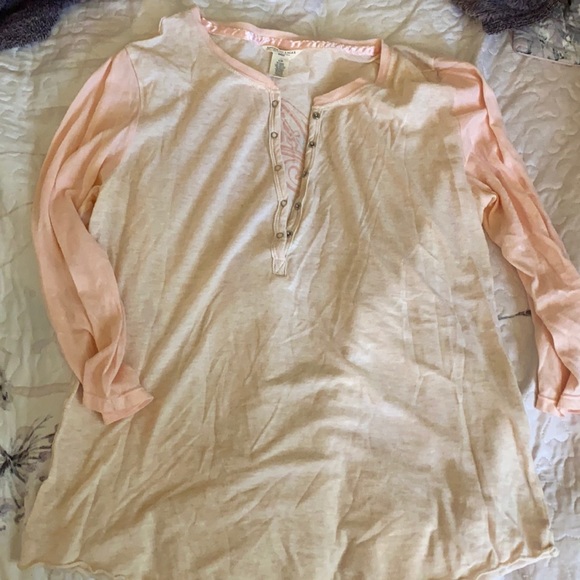 American eagle outfitters Henley - Picture 1 of 3